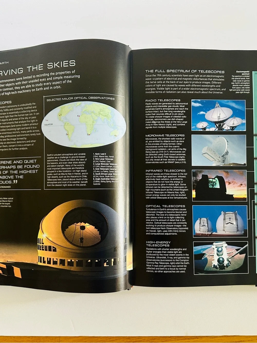 DK SPACE Hardcover Book w/Dust Cover Featuring Images From NASA 348p 10”x12”
